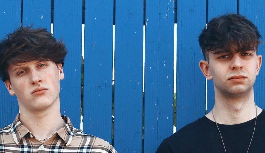 Lamette, il duo più nudo del momento