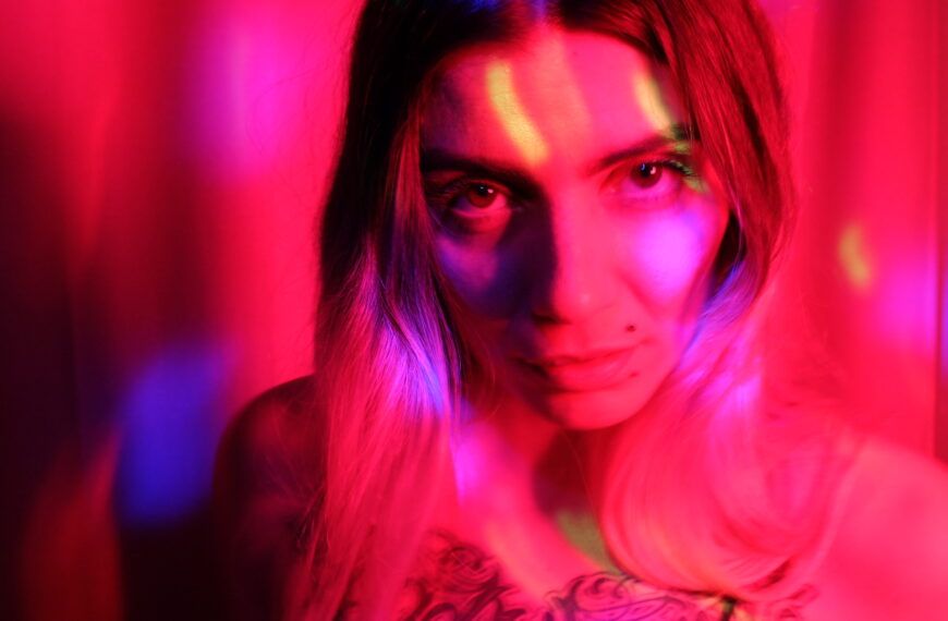 Un sabato sera introspettivo ed emozionante con Da Blonde