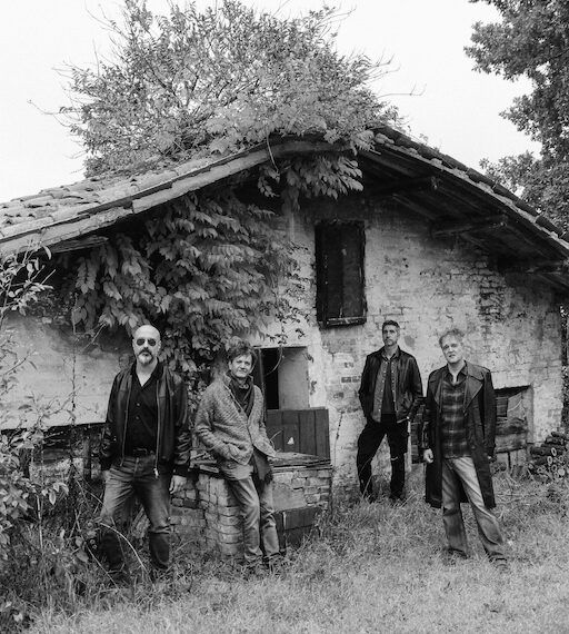 Il mondo fuori campo: “A Bitter Flame” è il nuovo LP dei MoMa
